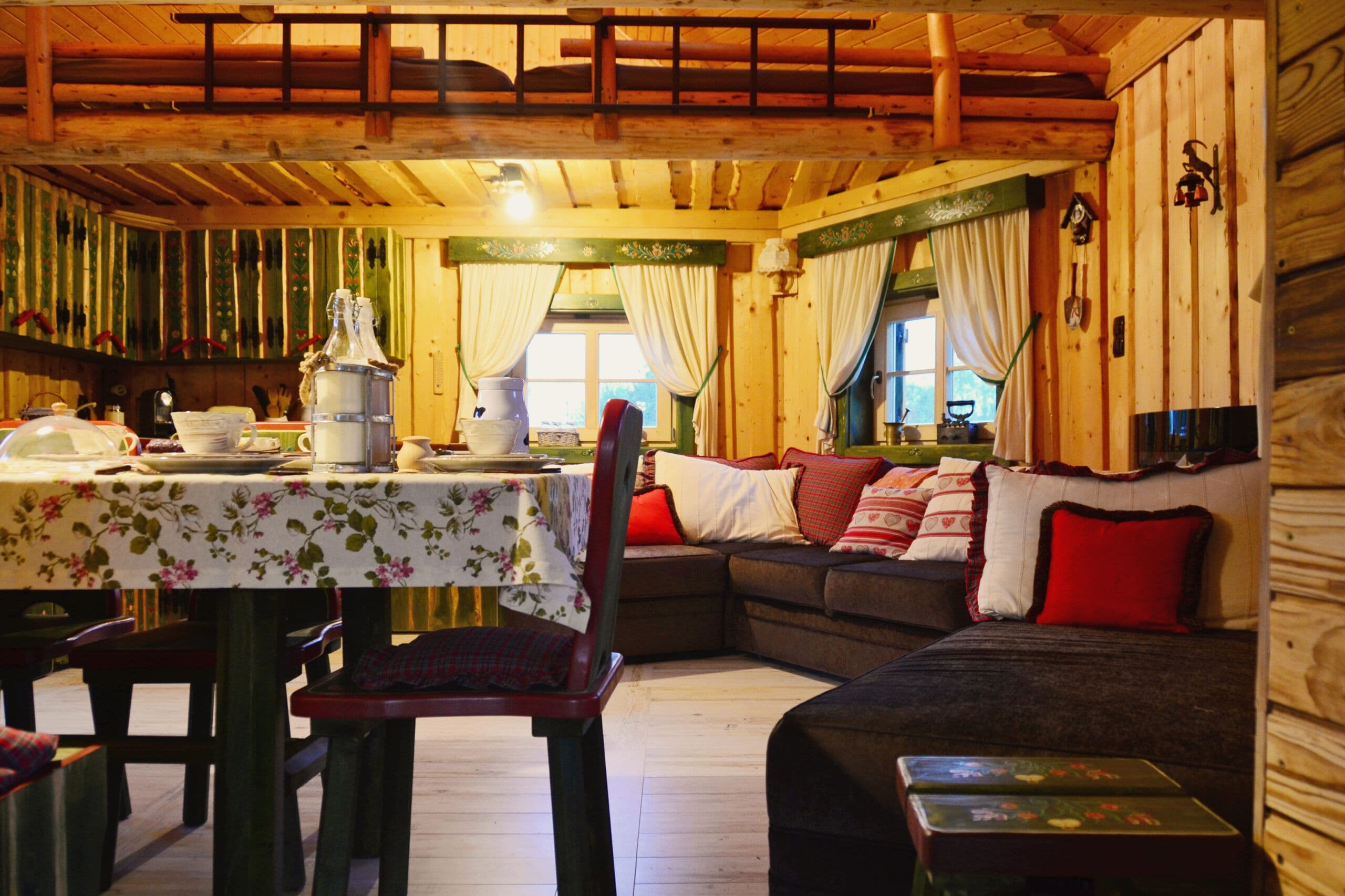 Mini Chalet 6